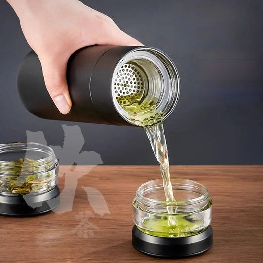 Loose leaf tea inside removable stainless steel infuser basket of 500ml travel thermos