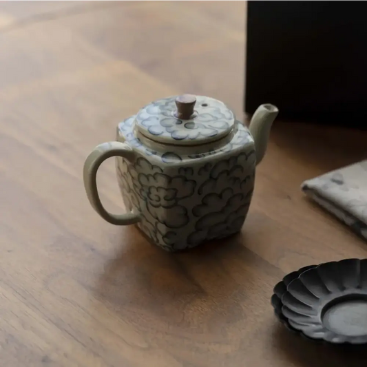 Square porcelain teapot 160ml on wooden table