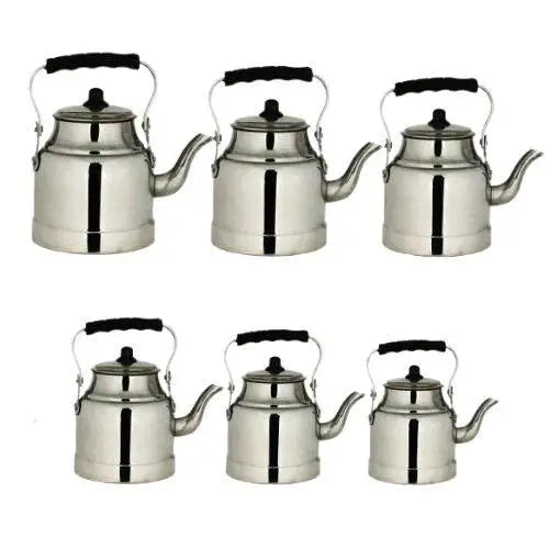 Small vintage aluminum teapot 1.5 liter capacity