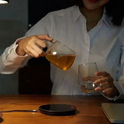 Mug warmer with power cord plugged in
