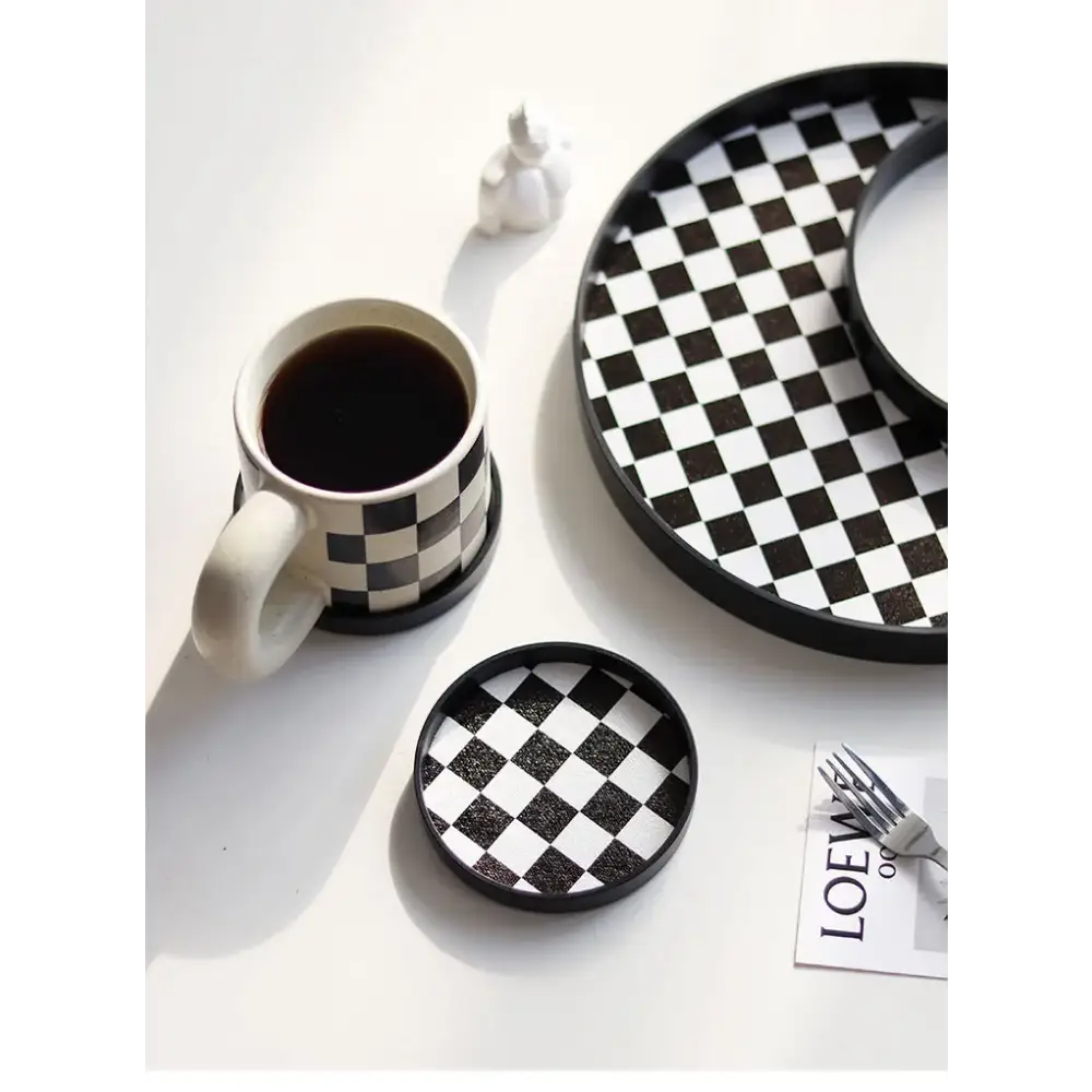 Coffee saucer set with coffee beans
