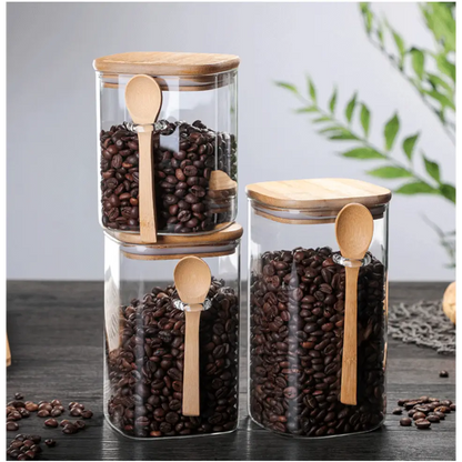 Glass tea jar with silicone seal for freshness