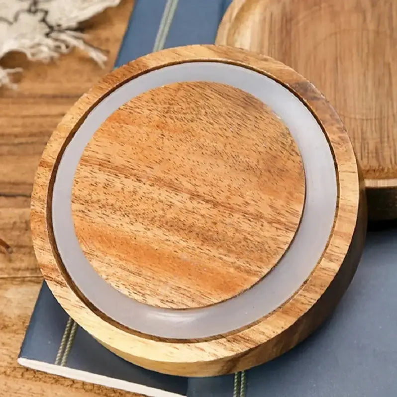 Elegant glass tea storage jar with bamboo lid for gifting