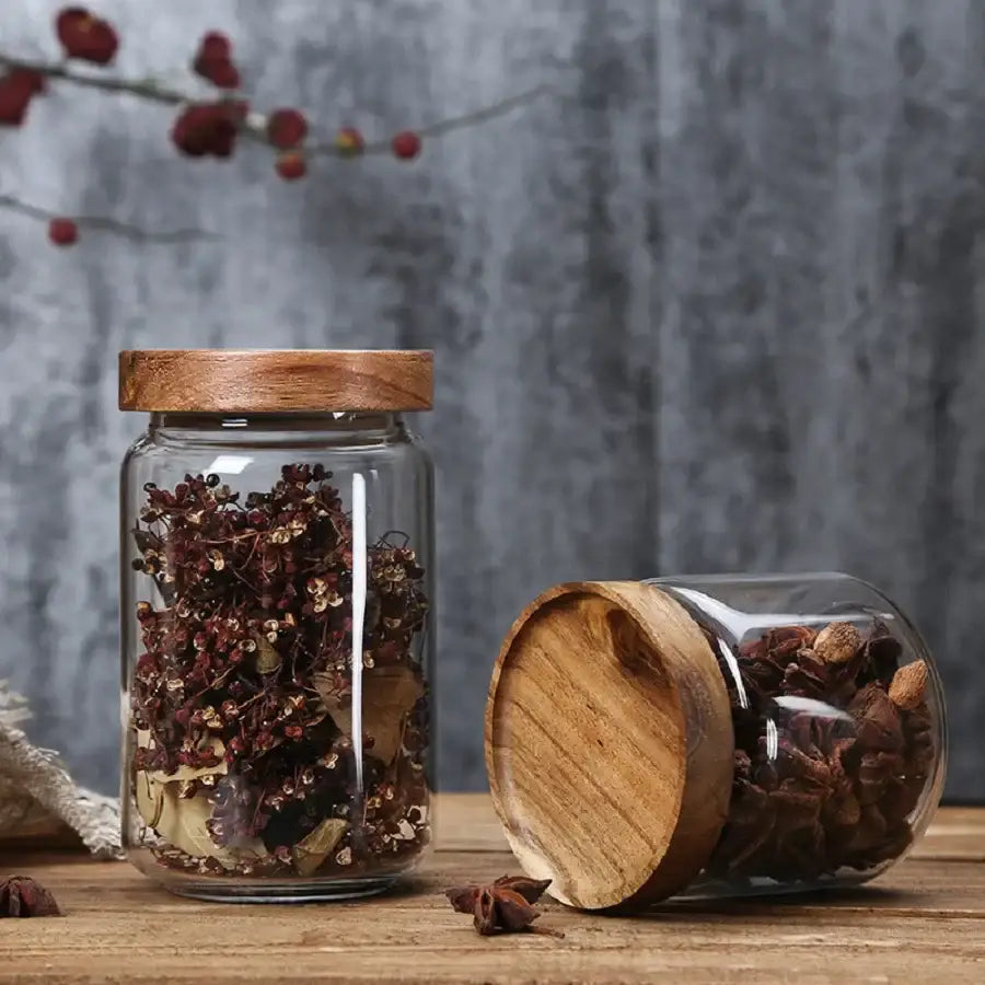 Borosilicate-style glass tea storage jar with natural bamboo airtight lid