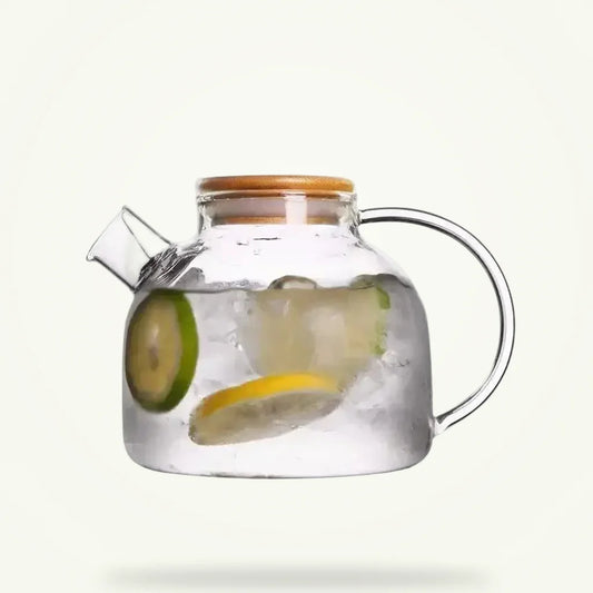 Glass teapot with stainless steel infuser on plain background, 1L and 1.8L sizes by Granny Lulu