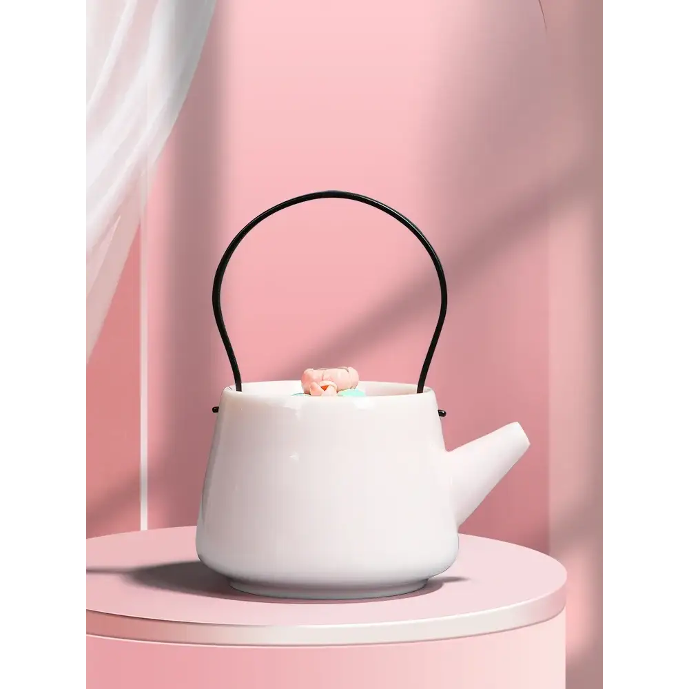 Small ceramic teapot with hand-painted flowers, 190ml