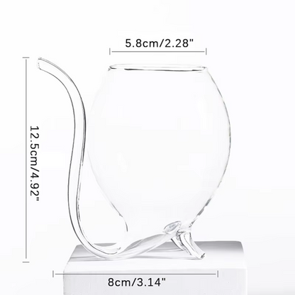Iced tea glasses with straws, product photo