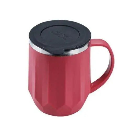 Red insulated tea mug with lid