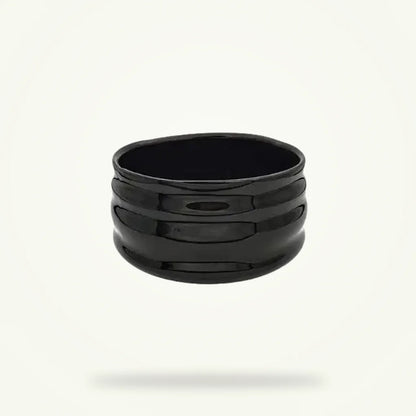 Japanese Black Chawan Matcha Bowl, 550 ml Ceramic Tea Bowl, product photo on a plain background