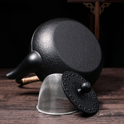 Cast iron teapot with lid and handle