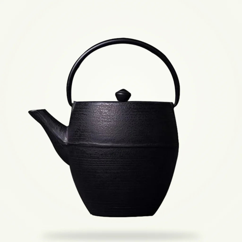 Japanese cast iron teapot 1150ml black Scandinavian hygge style, front packshot
