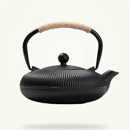 Japanese Cast Iron Teapot 800ml, product photo on a plain background