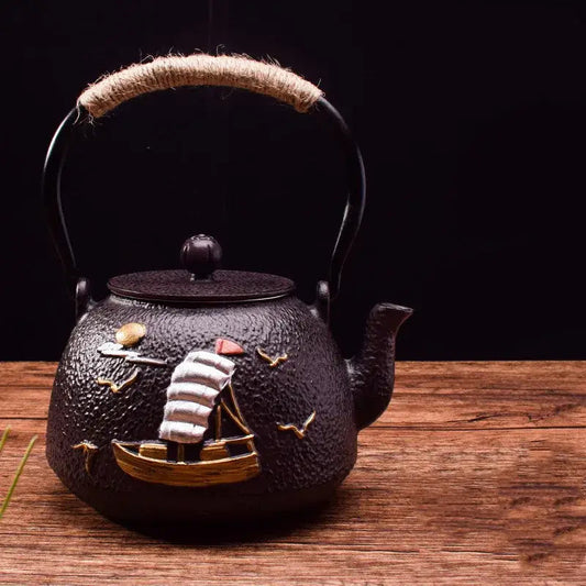 Cast iron teapot with boat motif, 1.2L