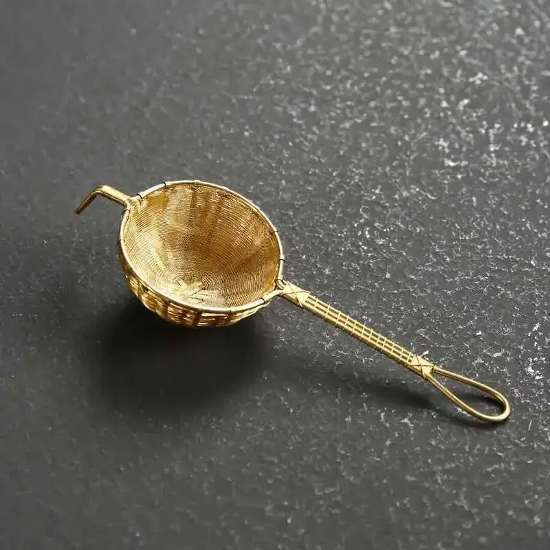 Round Japanese tea strainer copper