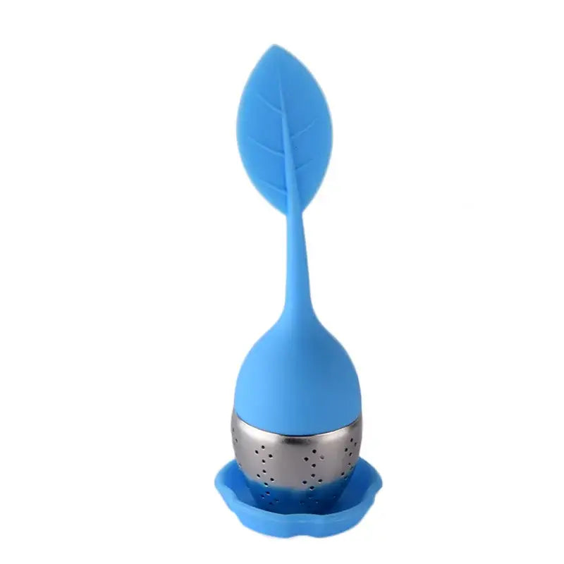 leaf-tea-infuser-with-silicone-handle Blue