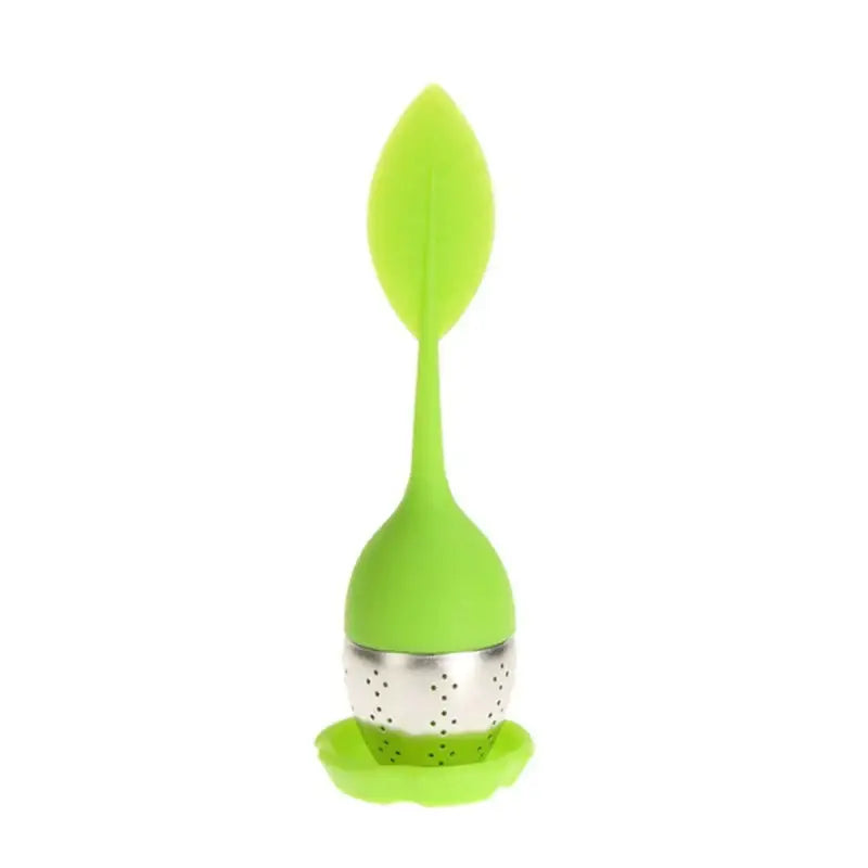 leaf-tea-infuser-with-silicone-handle Green