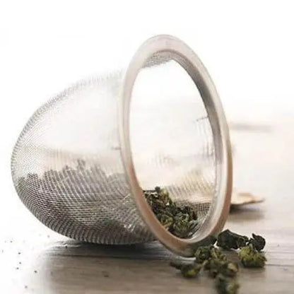 Porcelain lucky cat teapot with loose-leaf tea infuser insert