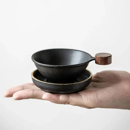 Small tea infuser strainer for single cup brewing