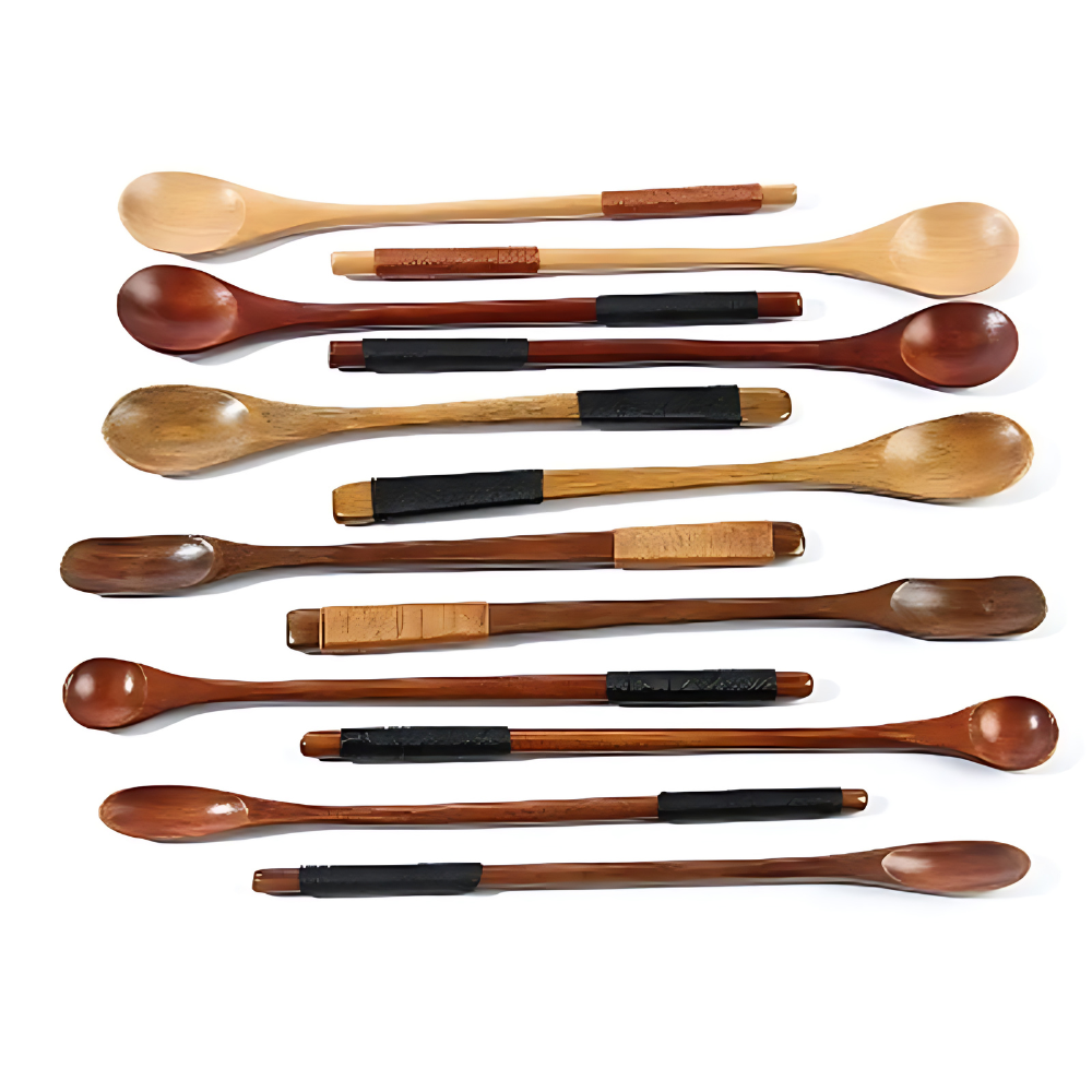 Olive wood tea spoon with loose leaf tea