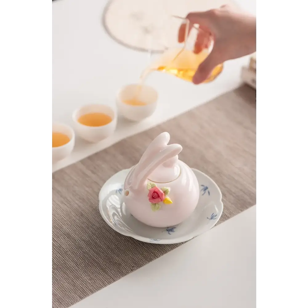 Pink rabbit porcelain teapot with handle