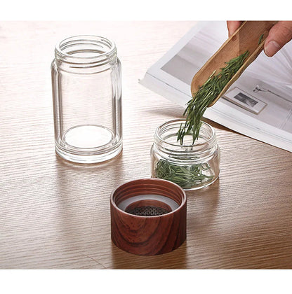 Borosilicate glass teapot with infuser brewing herbal or green loose leaf tea