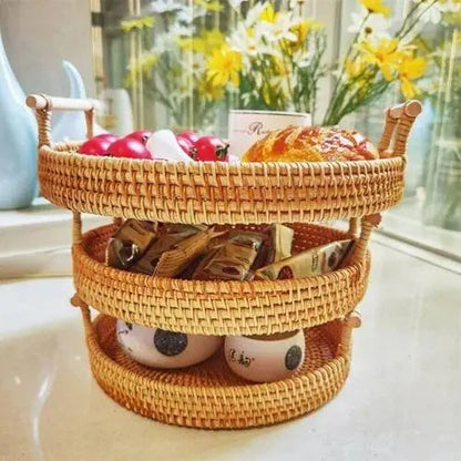 Using wicker tea tray at home