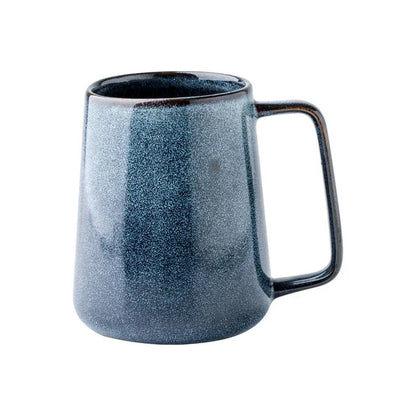 Scandinavian ceramic teapot 700ml with ceramic lid, top angle