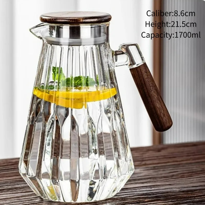 Scandinavian glass teapot 1.7L brewing loose leaf tea, leaves visible through clear glass