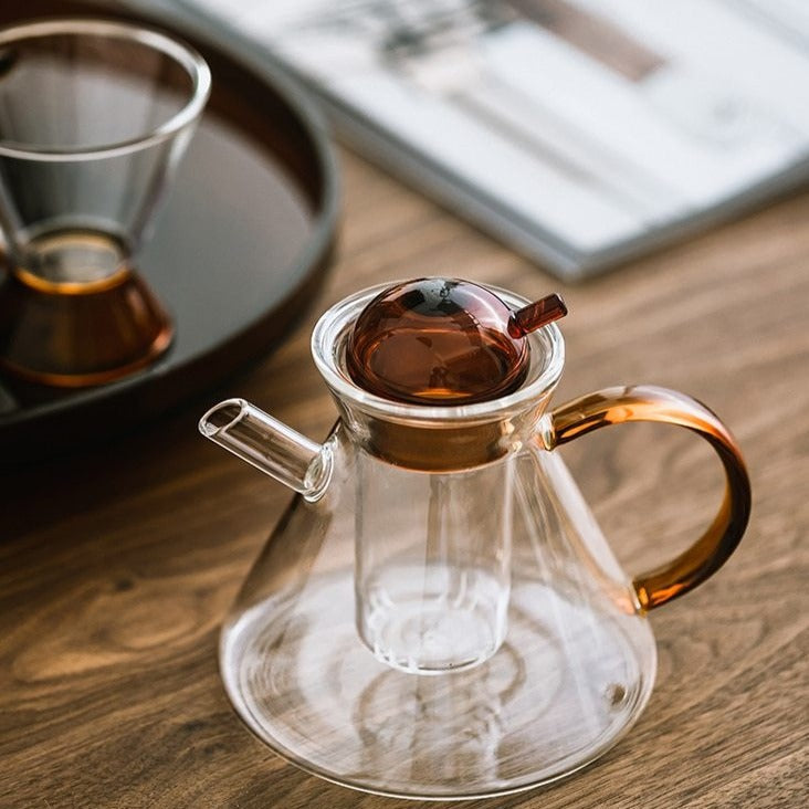 Scandinavian glass teapot with blue accent cup, 580ml loose-leaf set