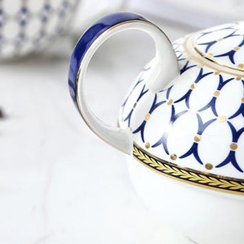 Scandinavian teapot for one person 400ml porcelain morning ritual setting