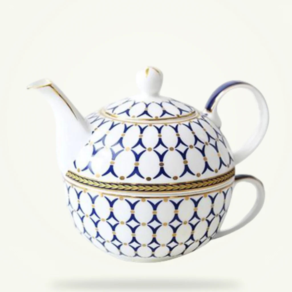 Scandinavian porcelain teapot 400ml minimalist Nordic design on plain background