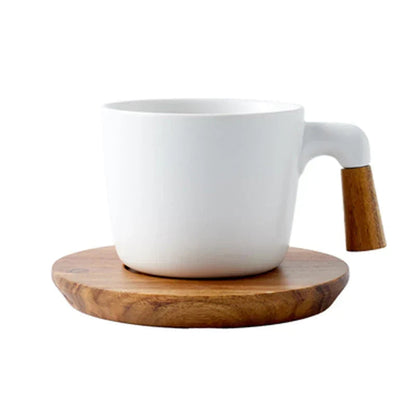 Granny Lulu Scandinavian teapot with cup set