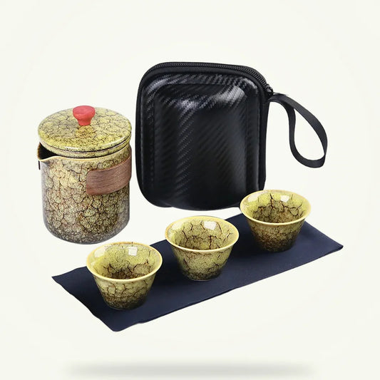 Scandinavian ceramic teapot 280ml hygge design, plain background packshot