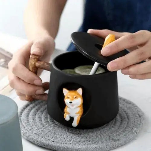 Shiba Inu tea cup front view showing dog illustration and fitted lid