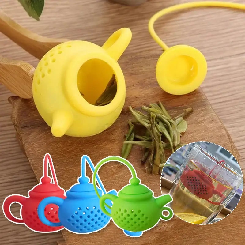 Red teapot shaped tea infuser with chain