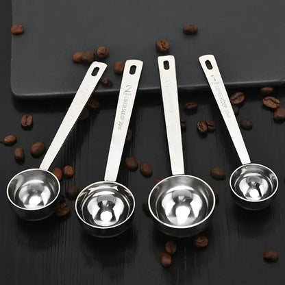 Measuring spoon for loose leaf tea