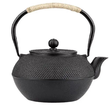 Traditional cast iron teapot 600 ml black