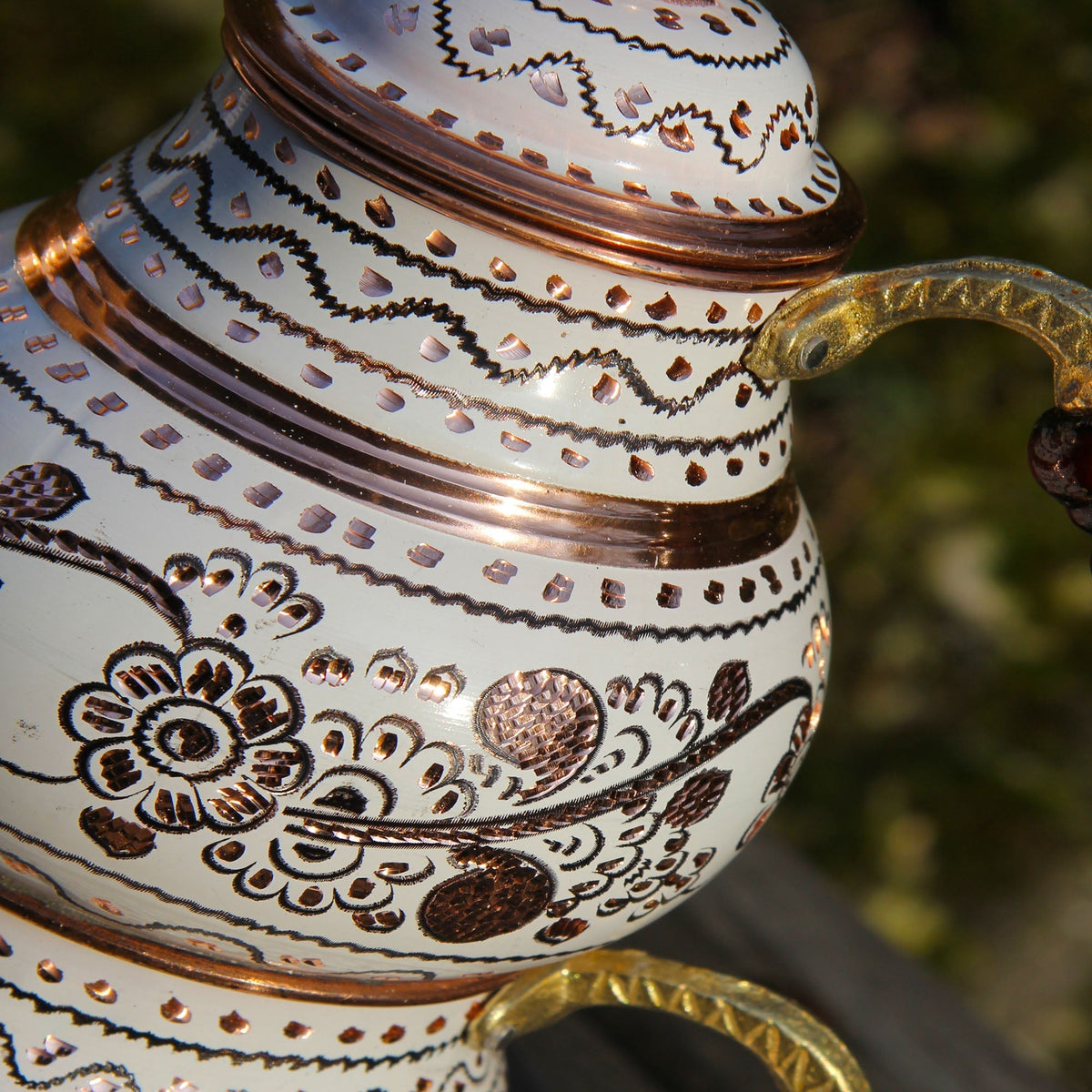 Turkish teapot red with tea cup