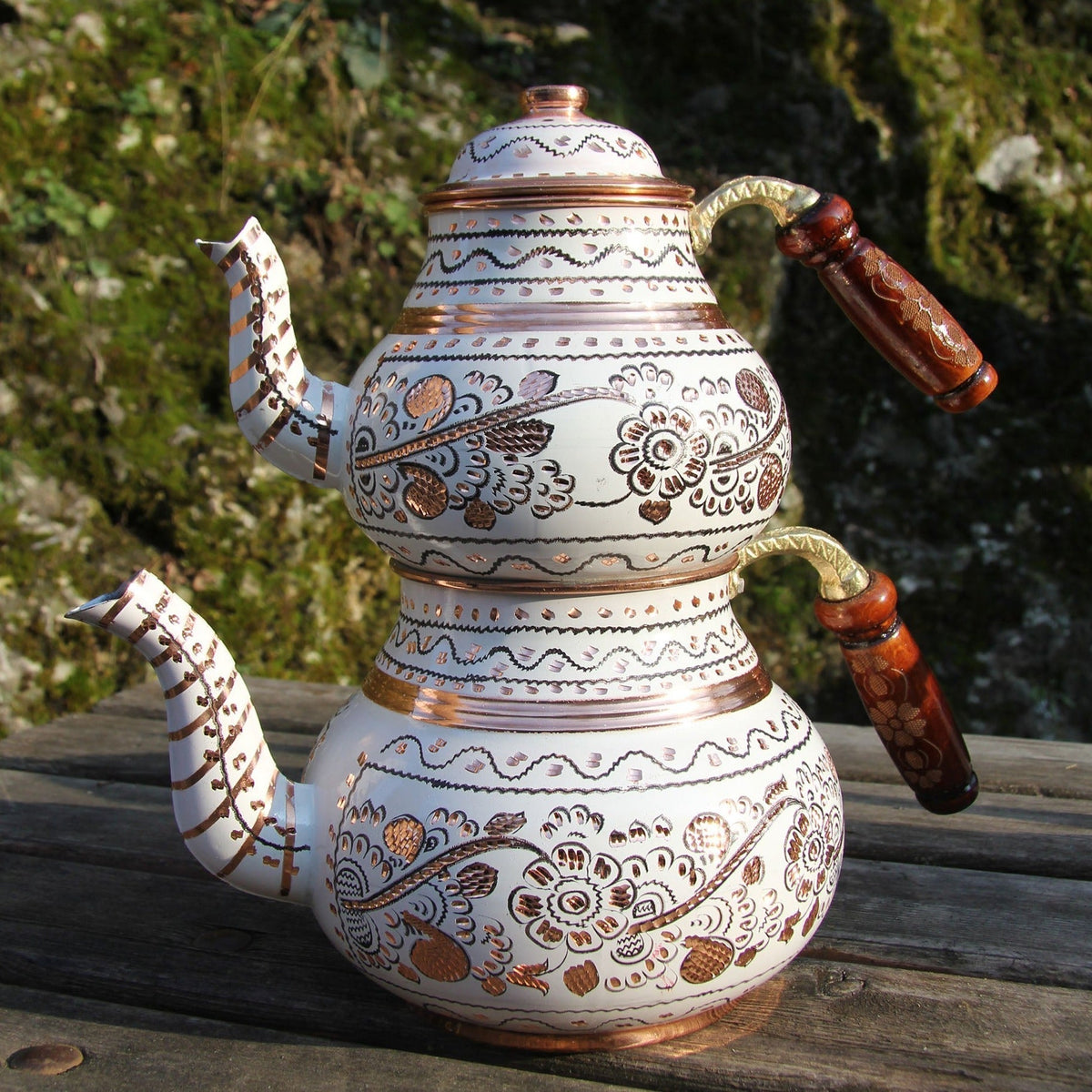 Turkish teapot white with tea leaves