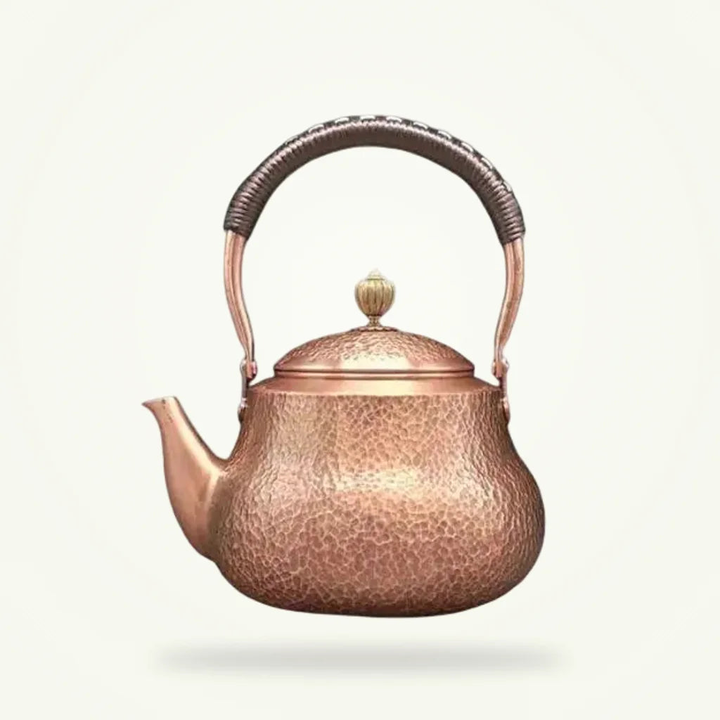 Vintage copper tea kettle 1500ml handcrafted classic on plain background
