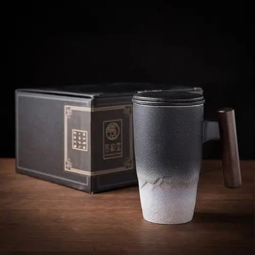 Winter infuser mug as a gift for tea lovers