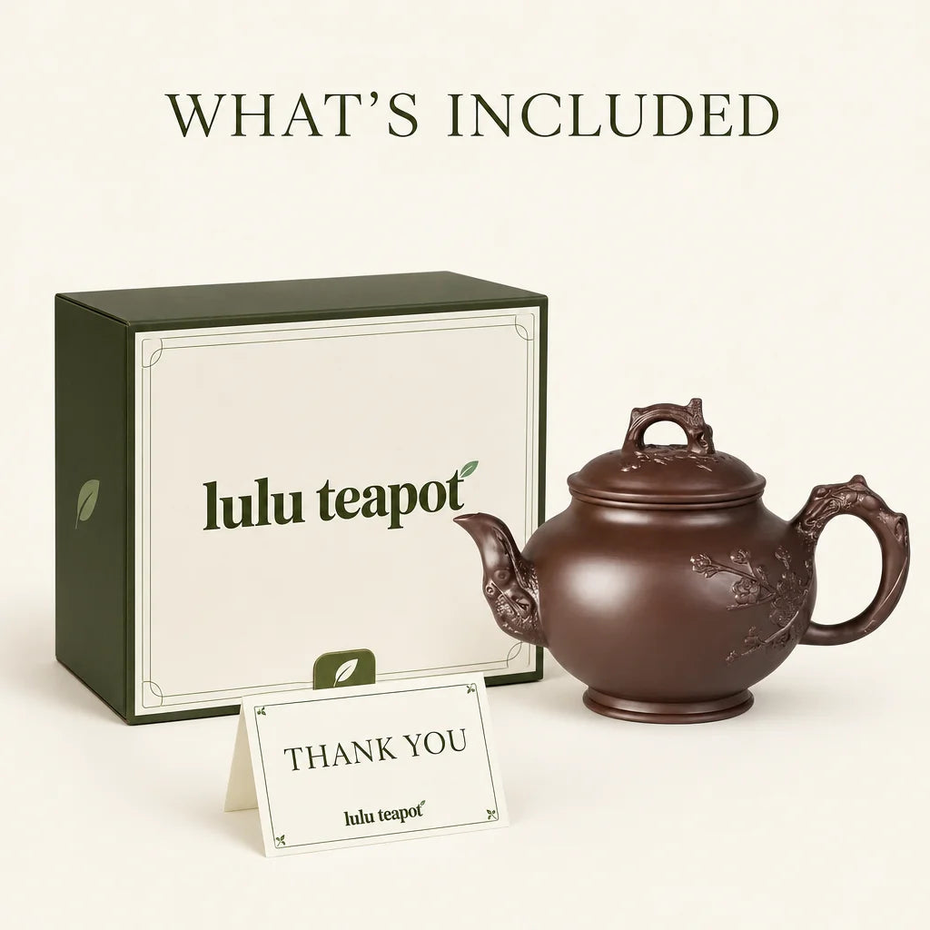 Yixing Clay Teapot with Flower Engraving, 700 ml : packaging concept (non contractuel)